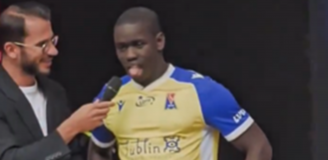 Mbaye Ndiaye i jego PRZEMOWA BEZ CENZURY na prezentacji Motoru xD [VIDEO]